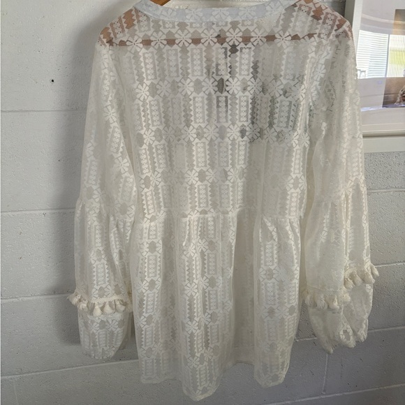 Love Riche Lace Blouse - Picture 3 of 4